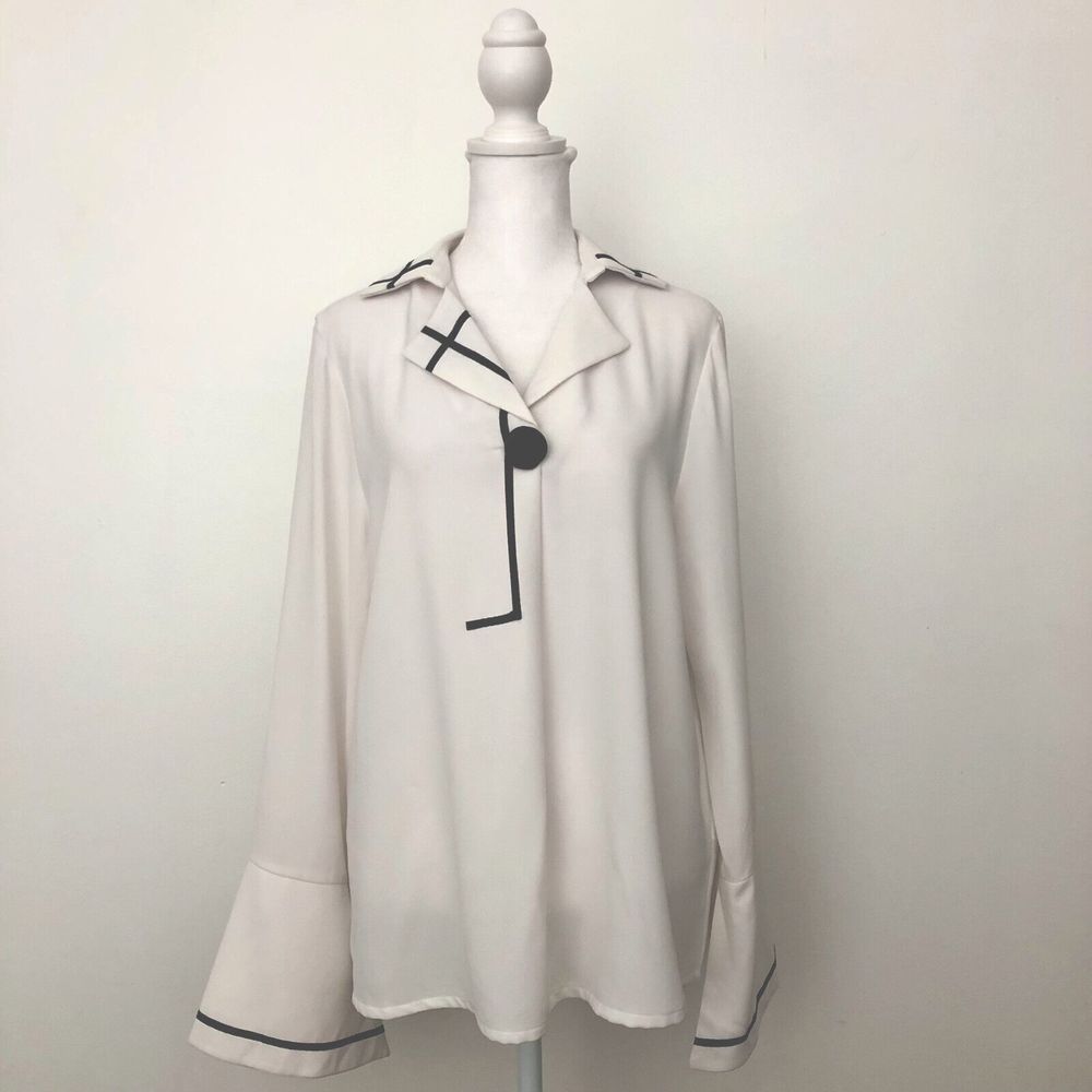 Patrizia Luca Milano Blouse Bell Sleeve Contrast Black Trim Women’s Size M